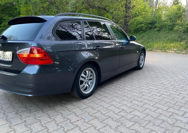 BMW Seria 3 cena 19999 przebieg: 282000, rok produkcji 2006 z Wałbrzych małe 172